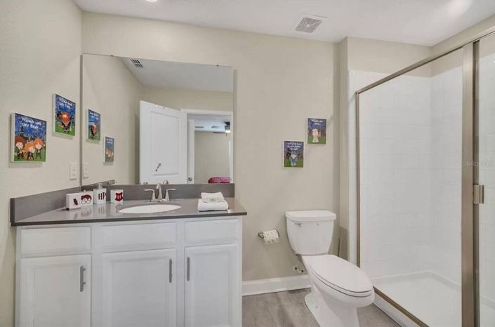 Image No.20-6 Bed House for sale