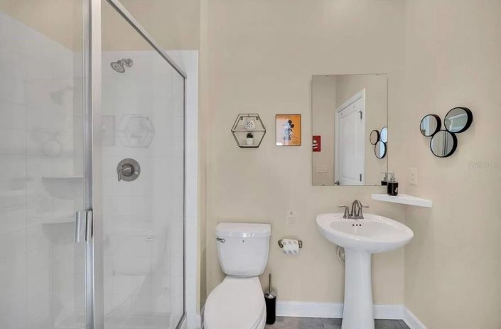 Image No.22-6 Bed House for sale