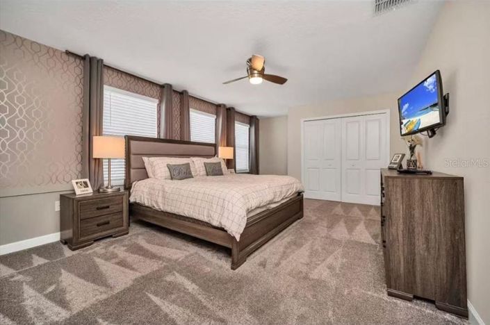 Image No.6-6 Bed House for sale