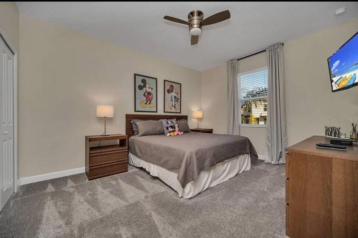 Image No.8-6 Bed House for sale