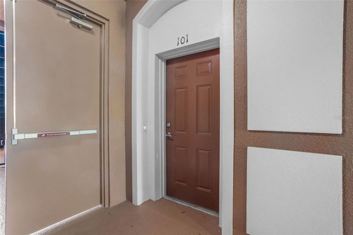 Image No.6-3 Bed Townhouse for sale