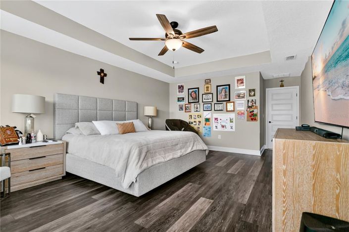 Image No.13-4 Bed House for sale