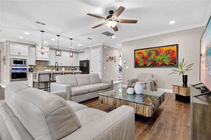 Image No.7-4 Bed House for sale