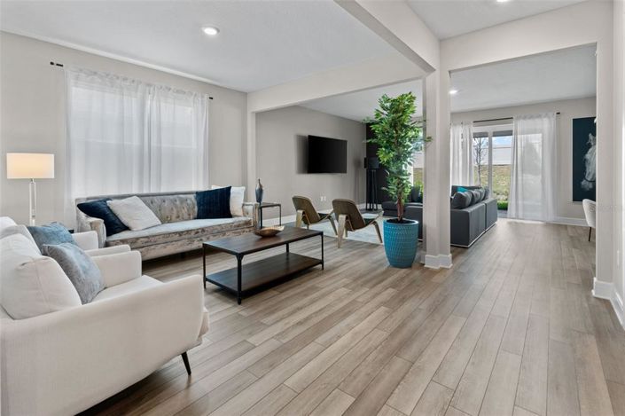 Image No.10-5 Bed House for sale