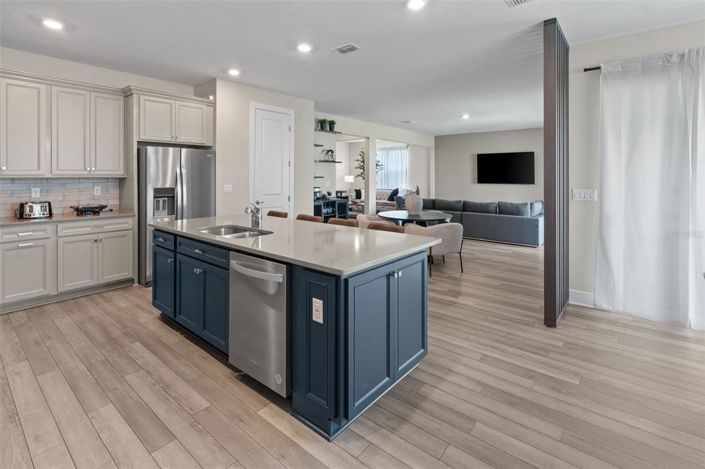 Image No.27-5 Bed House for sale