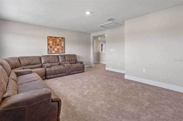 Image No.40-5 Bed House for sale