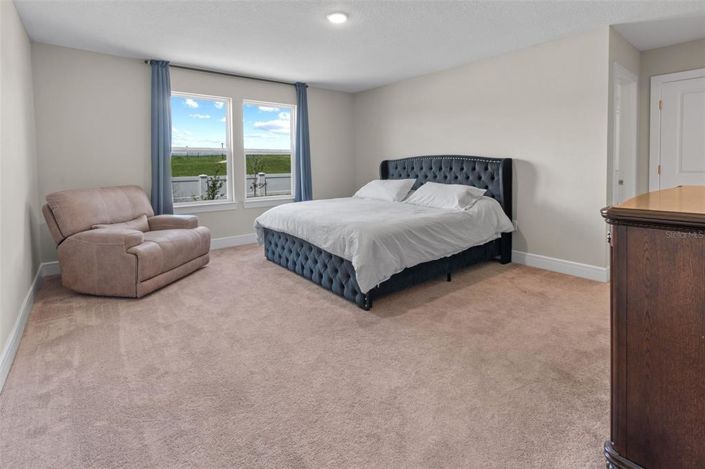 Image No.42-5 Bed House for sale