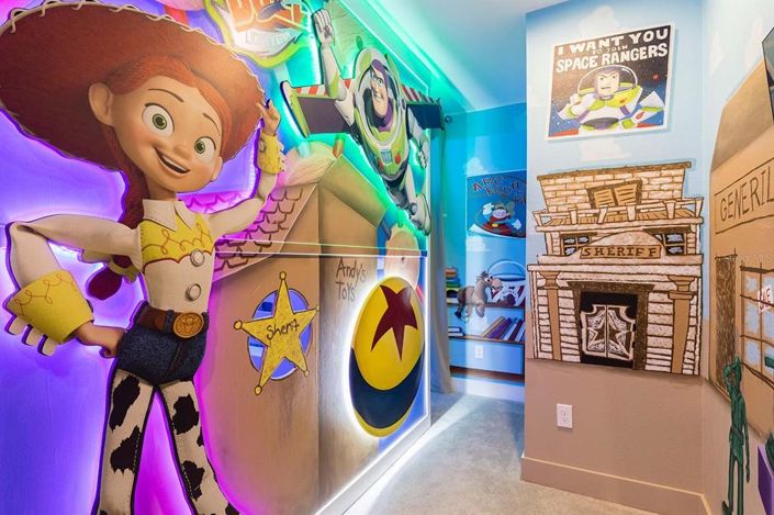 Image No.32-7 Bed House for sale