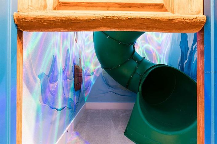 Image No.38-7 Bed House for sale