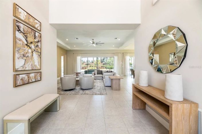 Image No.4-7 Bed House for sale