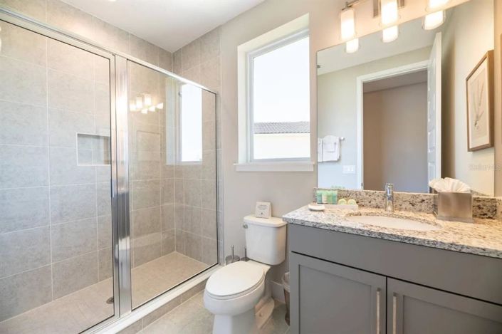 Image No.40-7 Bed House for sale