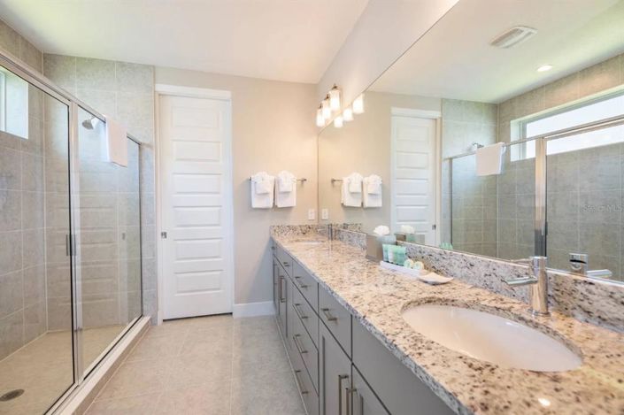 Image No.43-7 Bed House for sale