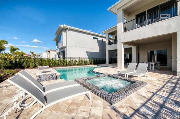 Image No.14-8 Bed House for sale