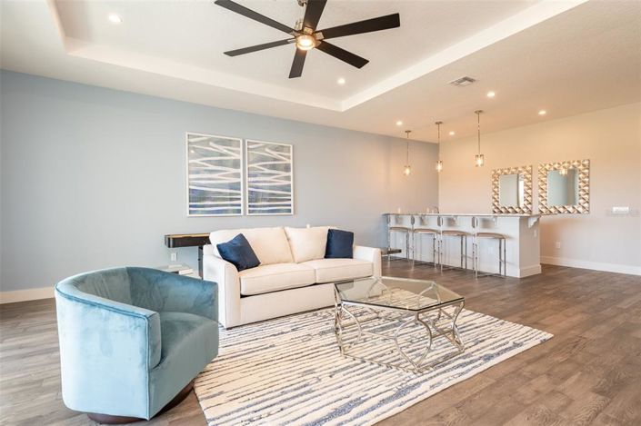 Image No.21-8 Bed House for sale