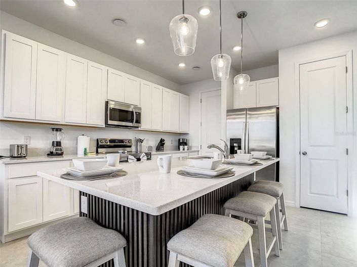 Image No.14-3 Bed Townhouse for sale