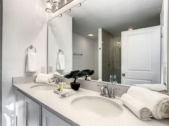 Image No.26-3 Bed Townhouse for sale