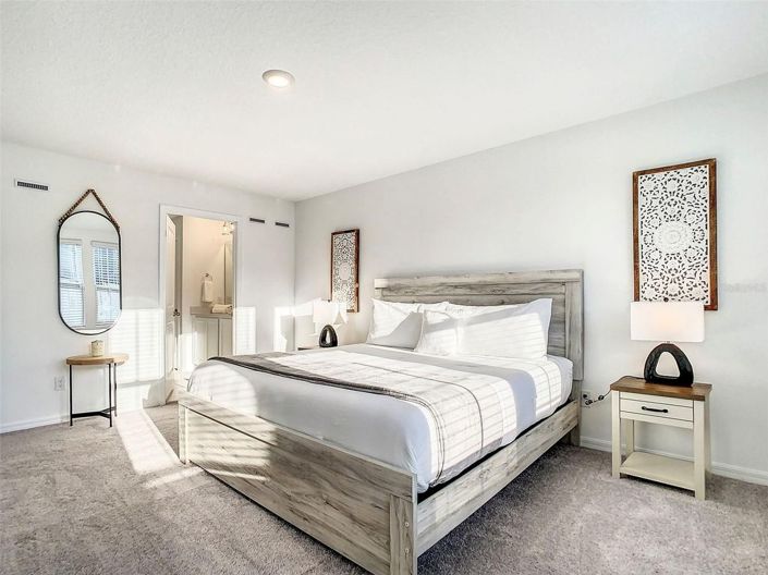 Image No.29-3 Bed Townhouse for sale