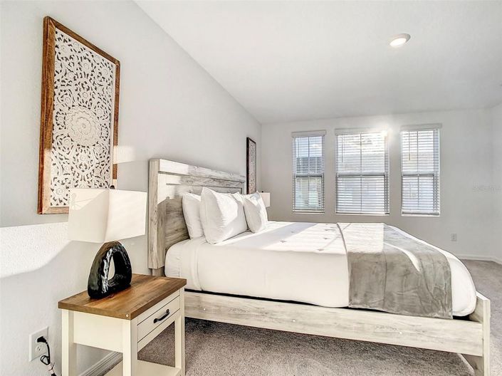 Image No.32-3 Bed Townhouse for sale