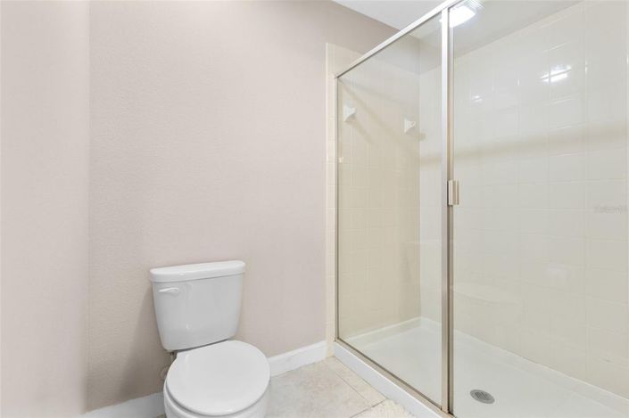 Image No.30-8 Bed House for sale