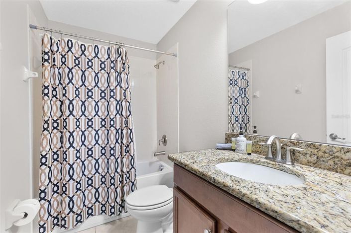 Image No.39-8 Bed House for sale