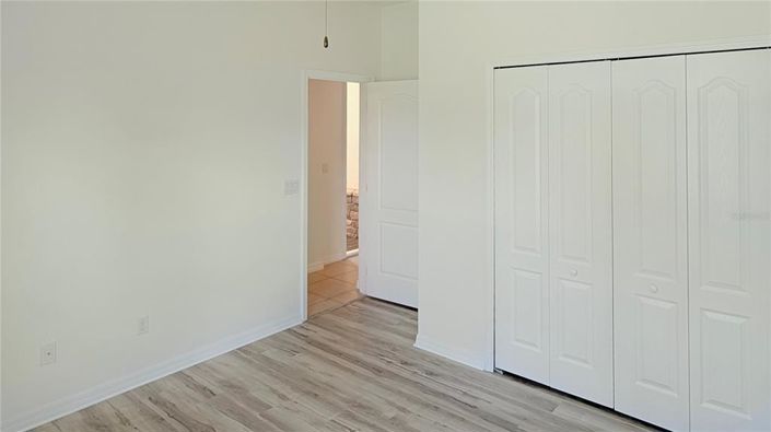 Image No.18-3 Bed House for sale