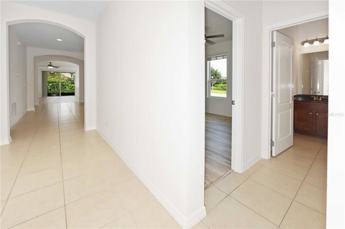 Image No.20-3 Bed House for sale