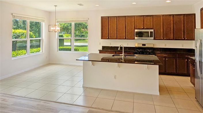 Image No.7-3 Bed House for sale