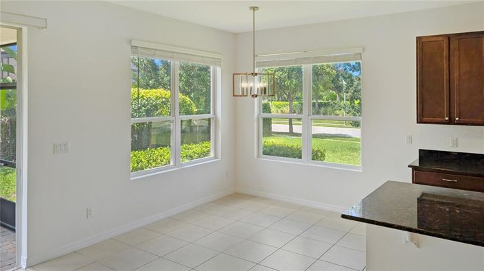 Image No.8-3 Bed House for sale