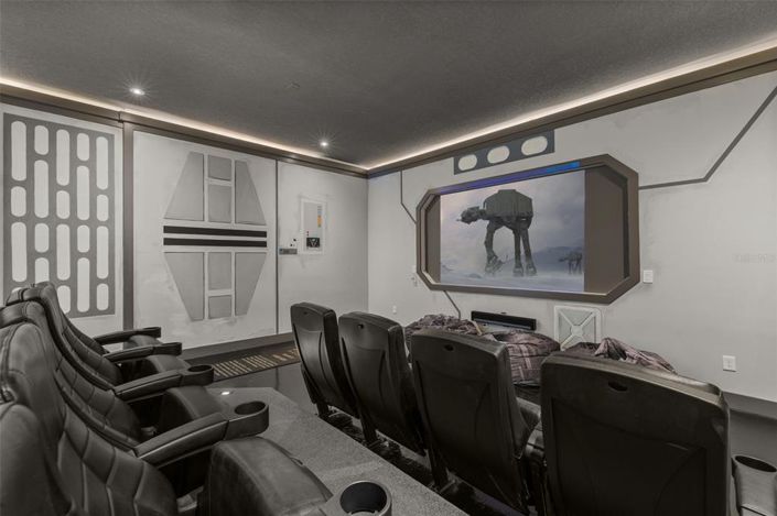 Image No.18-5 Bed House for sale