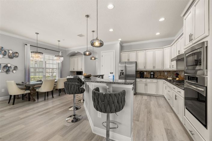 Image No.21-5 Bed House for sale