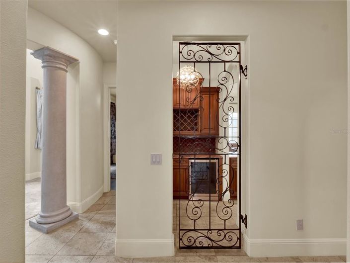 Image No.31-7 Bed House for sale