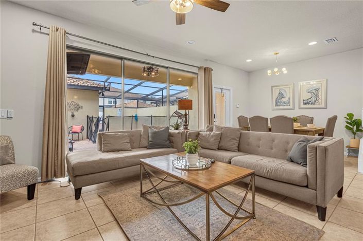 Image No.13-5 Bed Townhouse for sale