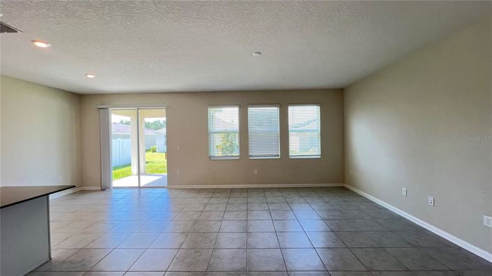 Image No.30-4 Bed House for sale