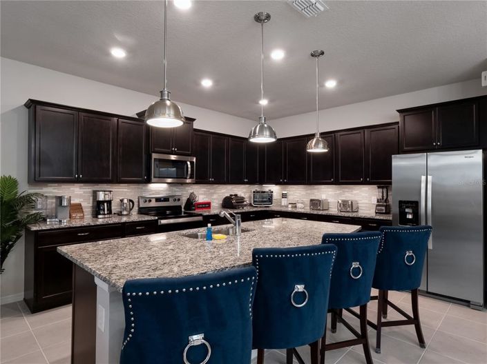 Image No.15-9 Bed House for sale