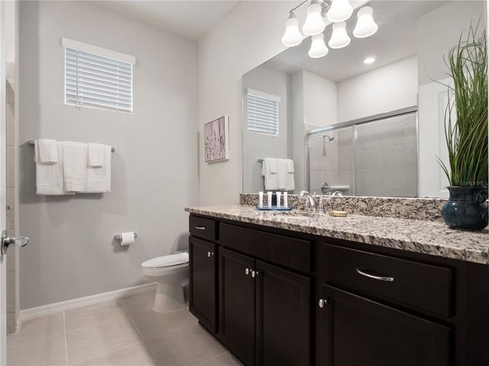 Image No.27-9 Bed House for sale