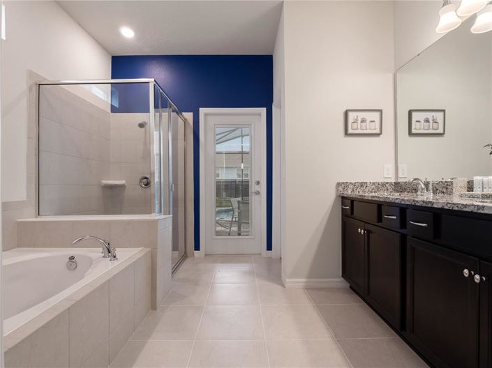 Image No.31-9 Bed House for sale