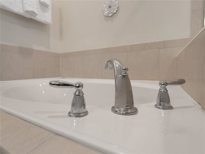 Image No.32-9 Bed House for sale