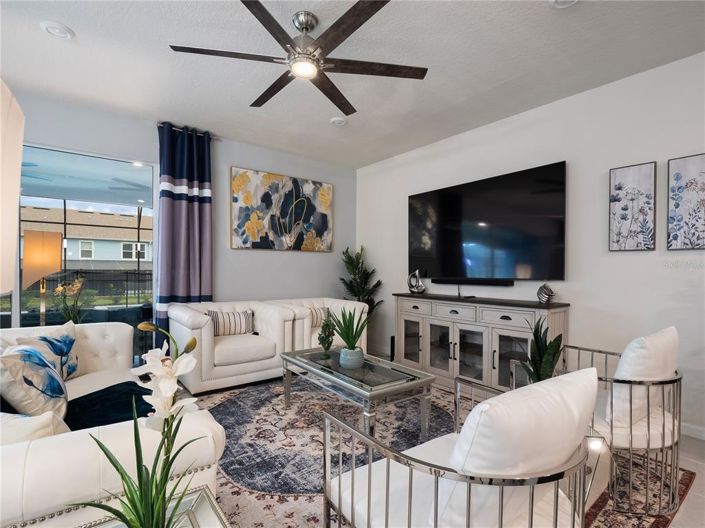 Image No.8-9 Bed House for sale