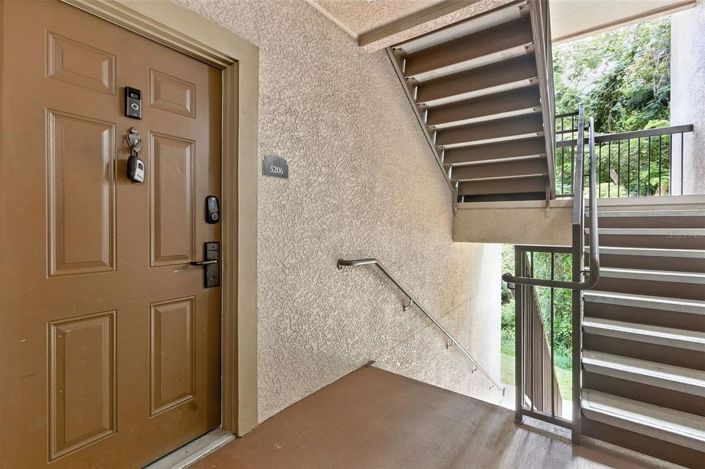 Image No.4-2 Bed Townhouse for sale