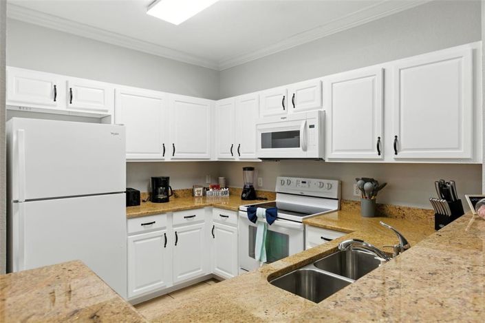 Image No.7-2 Bed Property for sale