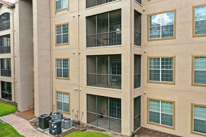 Image No.29-3 Bed Townhouse for sale