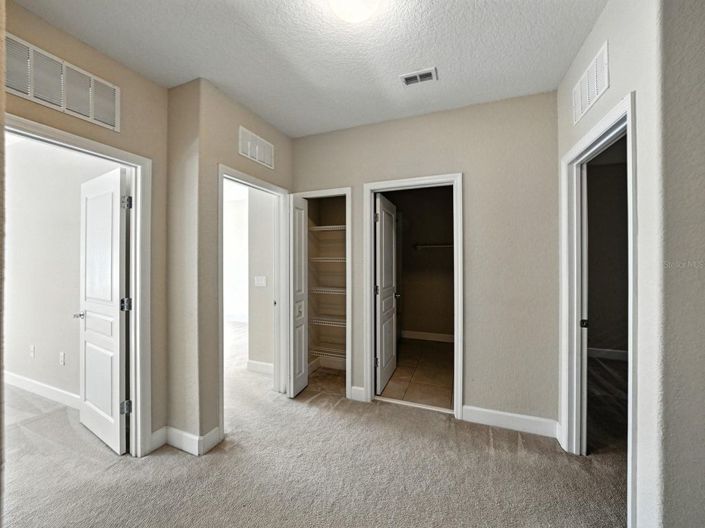 Image No.15-3 Bed Townhouse for sale