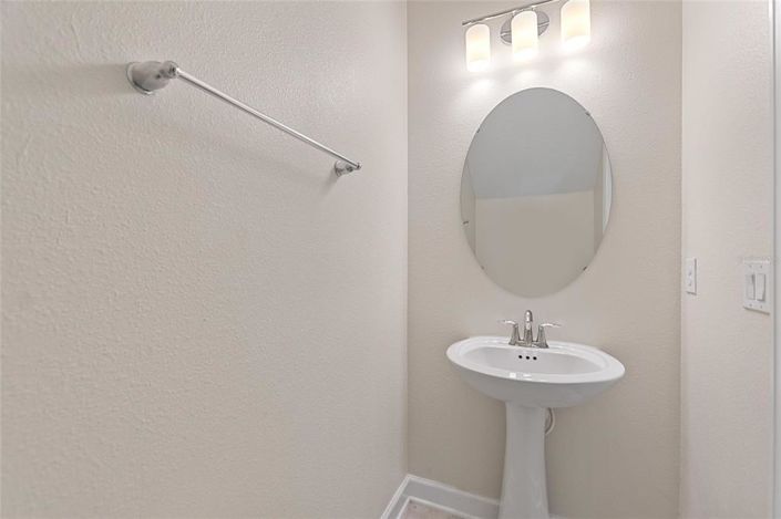 Image No.20-3 Bed House for sale