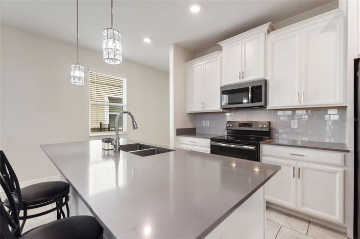 Image No.8-3 Bed House for sale