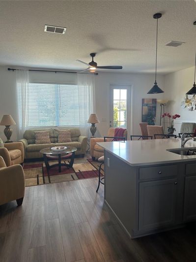 Image No.9-3 Bed Townhouse for sale