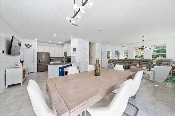 Image No.13-5 Bed Townhouse for sale