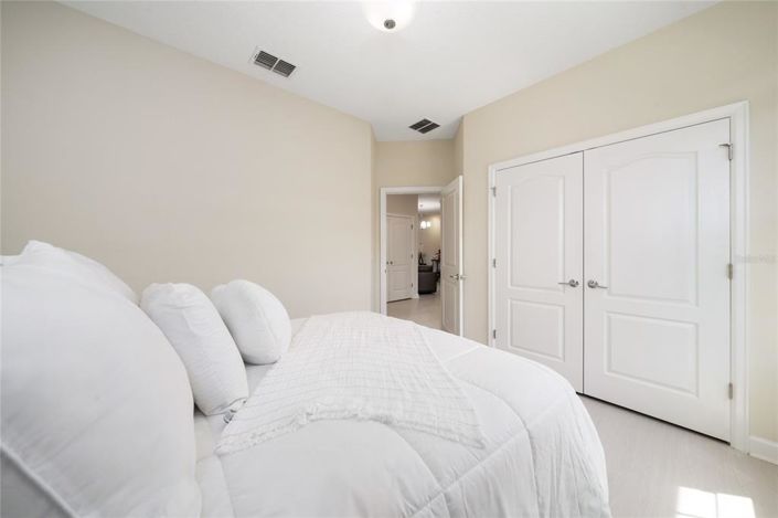 Image No.23-5 Bed Townhouse for sale