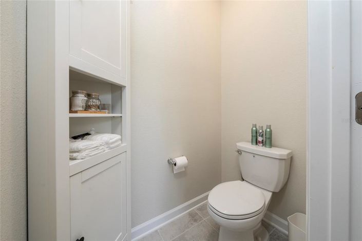 Image No.32-5 Bed Townhouse for sale