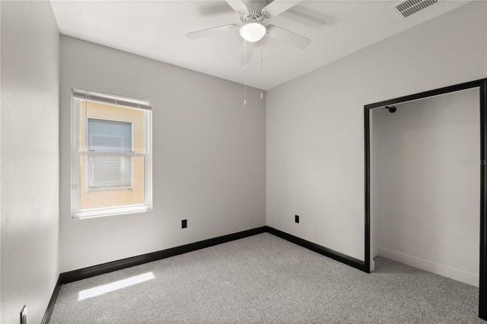 Image No.15-4 Bed Townhouse for sale