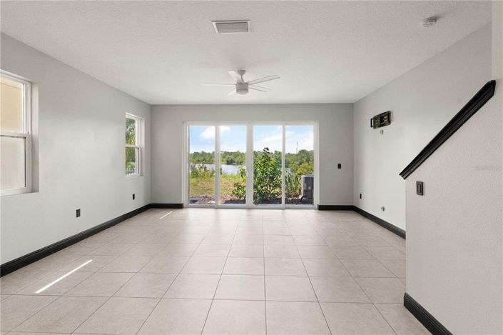 Image No.9-4 Bed Townhouse for sale